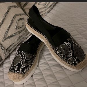 BLEECKER & BOND ESPADRILLES